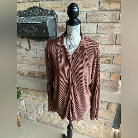 Trendy Brown Matching Pant Long Sleeve Button Up Set Women’s Size Small/Medium - Picture 7 of 11
